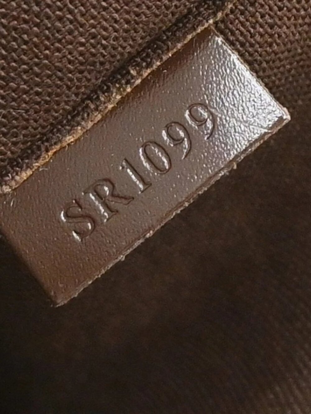 LOUIS VUITTON DAMIER BROOKLYN MM SHOULDER BAG - Picture 5 of 14